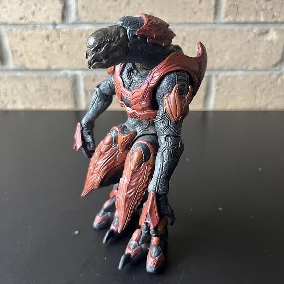 Authentic Microsoft 2012 Halo 6” Alien Monster Action Figure Toy - Picture 8 of 13